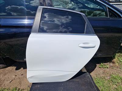 KIA CEED III (CD) bal hátsó ajtó 