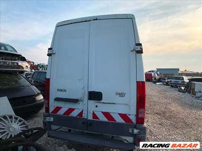 Iveco Daily (3rd gen) Jobb Csomagtérajtó (Részeivel) *156643*