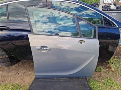 OPEL MERIVA B jobb első ajtó 