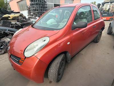 Nissan Micra III Bal első Dobbetét (Kerékjárati, Műanyag) *162720*