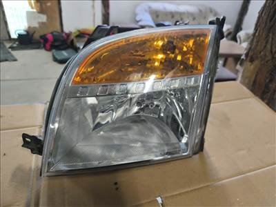 Ford Fusion bal bal első fényszóró 