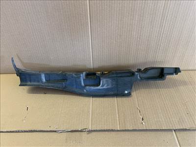 Suzuki SX4 bal első sárvédő műanyag betét 7235279j0l