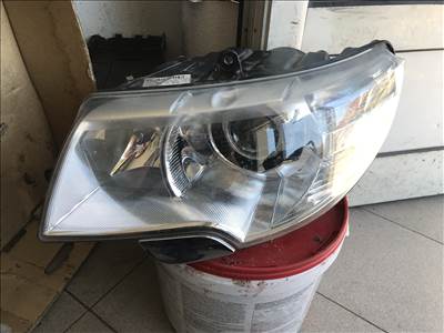Skoda Superb II bal xenon fényszóró (fül javított)