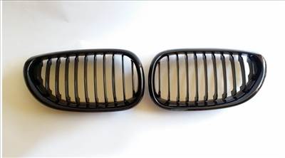 BMW E60 E61 limousine touring lakkozott fekete vese