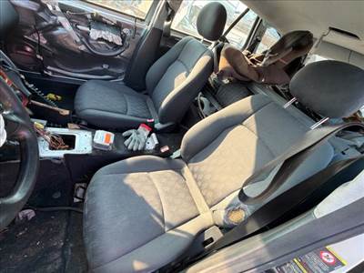 Mercedes C-osztály W203 Jobb első Ülés *157342*
