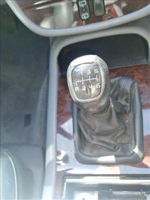Mercedes ML 270 CDI manuális sebességváltó ,osztóm