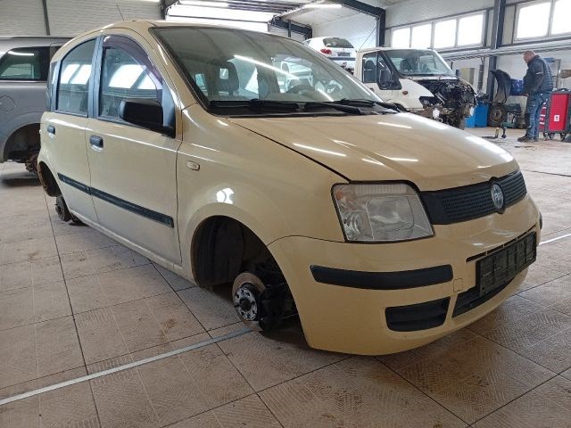 FIAT PANDA (169) 1.1 - Bontódik! 8. kép