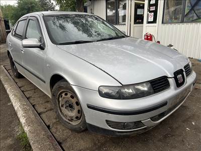 Seat Toledo II 1.8i bontott alkatrészei