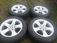  5x120 lyukosztású 17" újszerű gyári BMW X3 alufelni, rajta 235/55 újszerű Pirelli nyári gumi 
