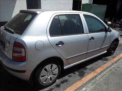 Skoda Fabia I 1.4 16V Kilométer óra 