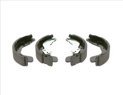 BOSCH 0 986 487 714 - fékpofakészlet CHEVROLET DAEWOO
