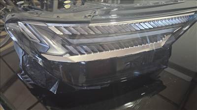 Audi Q4 e-tron 89A AUDI Q4 E-TRON jobb első MÁTRIX fényszórö 89a941036 l265740