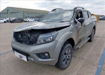 Nissan Navara (D23) bontott alkatrészei
