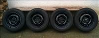 Eladó 4db 14-es 4x108-as Peugeot-Citroen lemezfelni újszerű 185/65r14 Nokian-Riken téli gumival