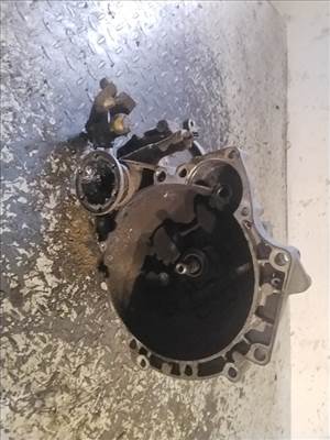 SEAT CORDOBA 93-99 Sebességváltó. benzines manuális