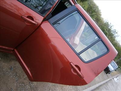Suzuki Swift III bal hátsó ajtó ZFS /komplett/ 05-10