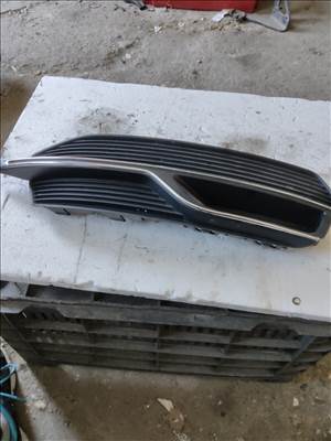 Audi A3 (8V) Jobb ködlámpa borítás  8v4807682a
