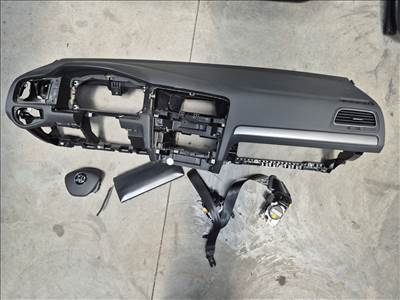 Volkswagen Golf VII légzsák szett