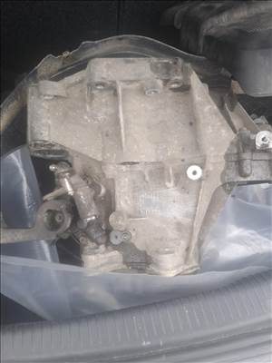 Volkswagen Golf V Vw golf fsi váltó 1.6 02t301103k