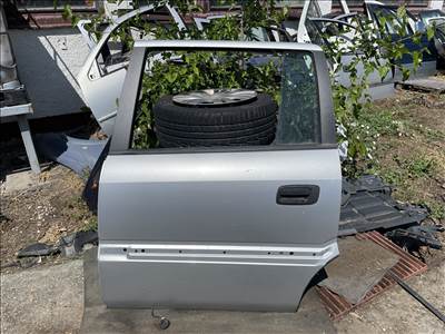 Opel Zafira A Bal hátsó ajtó 