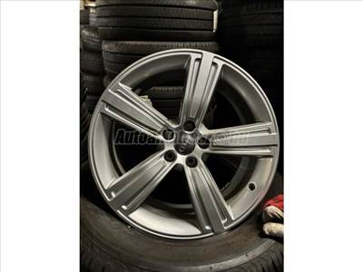 AUDI A8 - Gyári alufelni 19x8 19" 8J