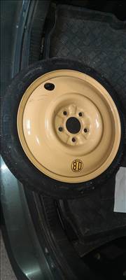 Mazda 16 colos  mankókerék 125/70 D16 