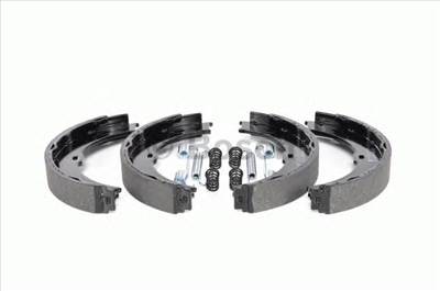 BOSCH 0 986 487 720 - kézifék fékpofakészlet MERCEDES-BENZ VW
