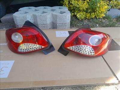 Peugeot 206+ 206 hátsó lámpa pár