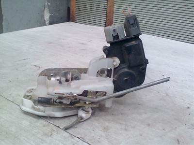 HONDA HR-V 1999.01-2006.01 Jobb első ajtó zárszerkezet központizáras