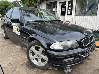 BMW 320D  bontott alkatrészei