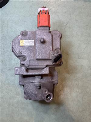 Toyota 1.5 hybrid klimakompresszor  0422001350