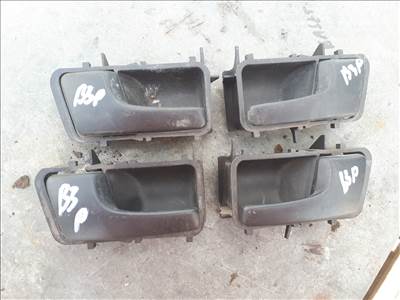 Volkswagen Passat B3 belső ajtókilincs  357837235 357837236