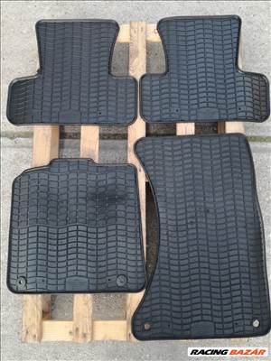 Audi Q5 gumi szönyeg 