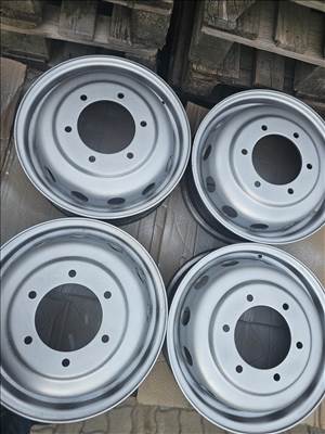  6x180 lyukosztású 5JJ 16" használt (gyári felni) lemezfelni