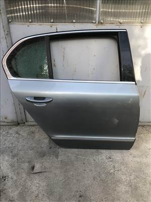Skoda Superb II 3T sedan jobb hátsó ajtó 