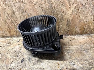 Audi A4 (B6/B7) fűtőmotor  8e1820021e