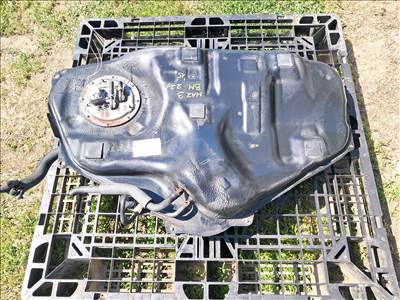 Mazda 3 (BM) 2.2 diesel tank B45G42100