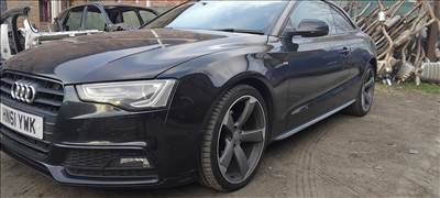 Audi A5 (B8 - 8T) Motorháztetö