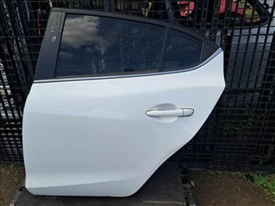 Mazda 3 (BM) Bal hátsó ajtó 