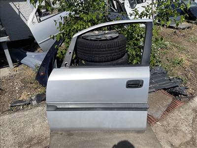 Opel Zafira A Bal első ajtó