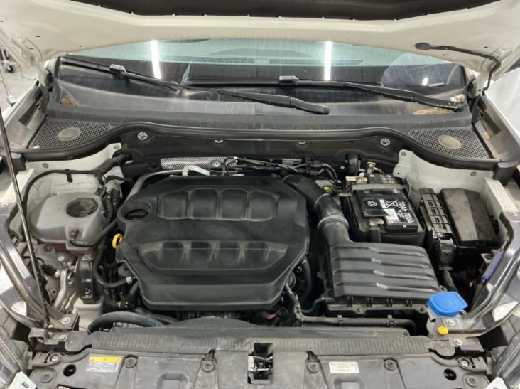 Cupra Ateca bontott alkatrészei 5. kép