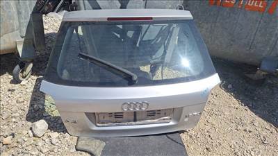 Audi A3 (8P) Csomagtérajtó LY7W/LX7W