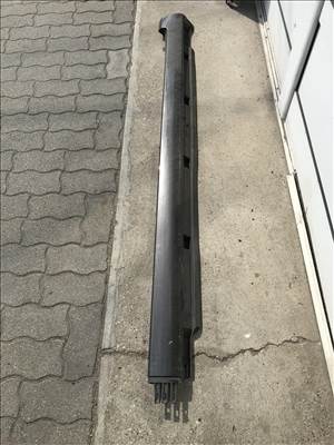 Volkswagen Passat B7 jobb küszöb takaró