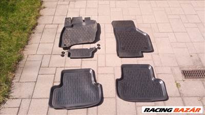 VW Golf VII - 7 - gumiszőnyeg garnitúra