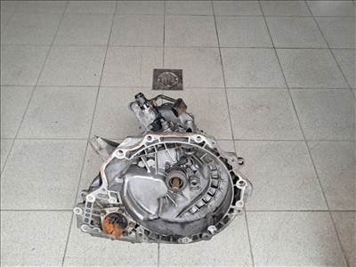 Opel Mokka 1.6 benzin váltó A8X