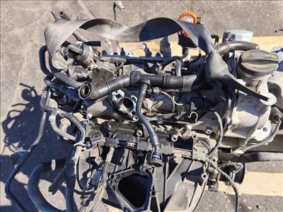 VW 1.4 TSI CAVA 150LE motor blokk hengerfejjel