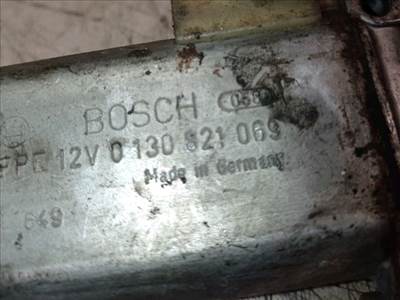Volkswagen Golf II Bal első Ablakemelő Motor *152970* 0130821069