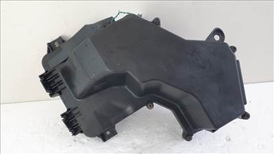 513033 Audi A6, 2008, Biztosítéktábla Doboz, 4F1937575A.