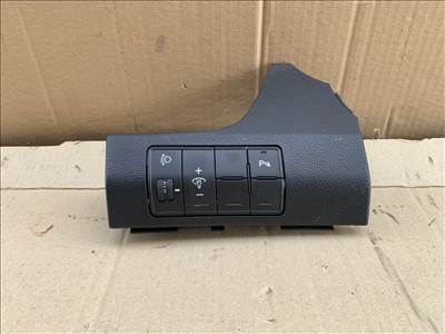 Hyundai i30 kapcsoló panel 93310a6110ry
