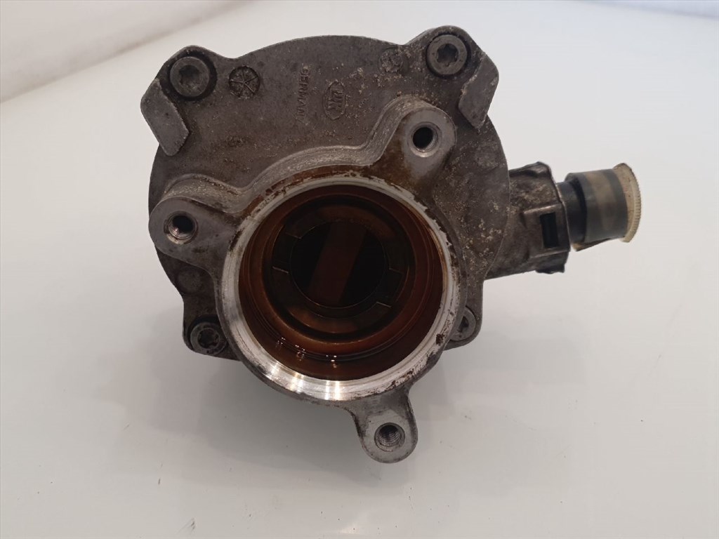  BMW vákum pumpa E88 E80 E90 E91 E92 E93 E60 E61  7519458 4. kép